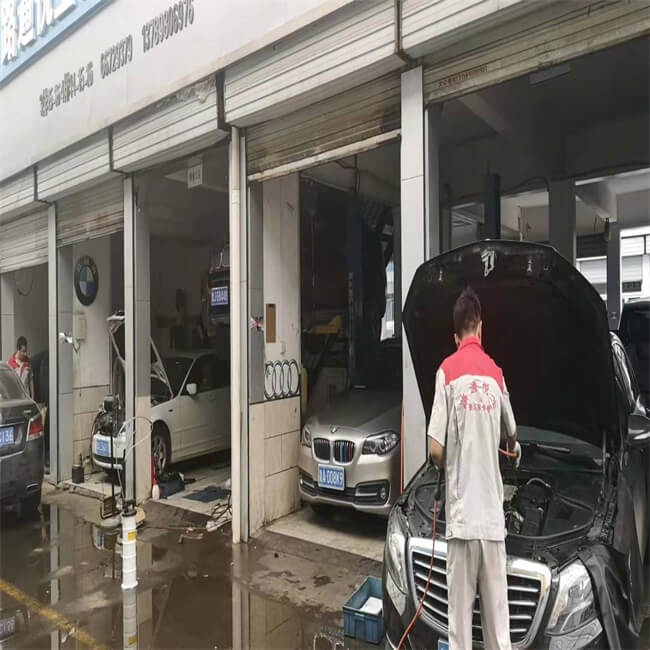濟南沃爾沃汽車維修哪家好：汽車電瓶虧電怎么辦？