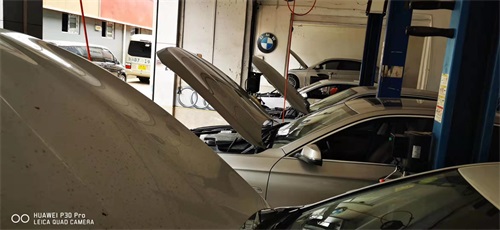 汽車發(fā)動機灰塵多怎么辦？